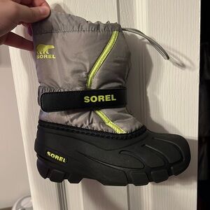 Sorel Flurry Little Kid 13 snow boot